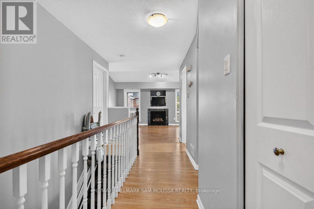 19 Colchester Square, Ottawa, Ontario  K2K 3A1 - Photo 5 - X13867330