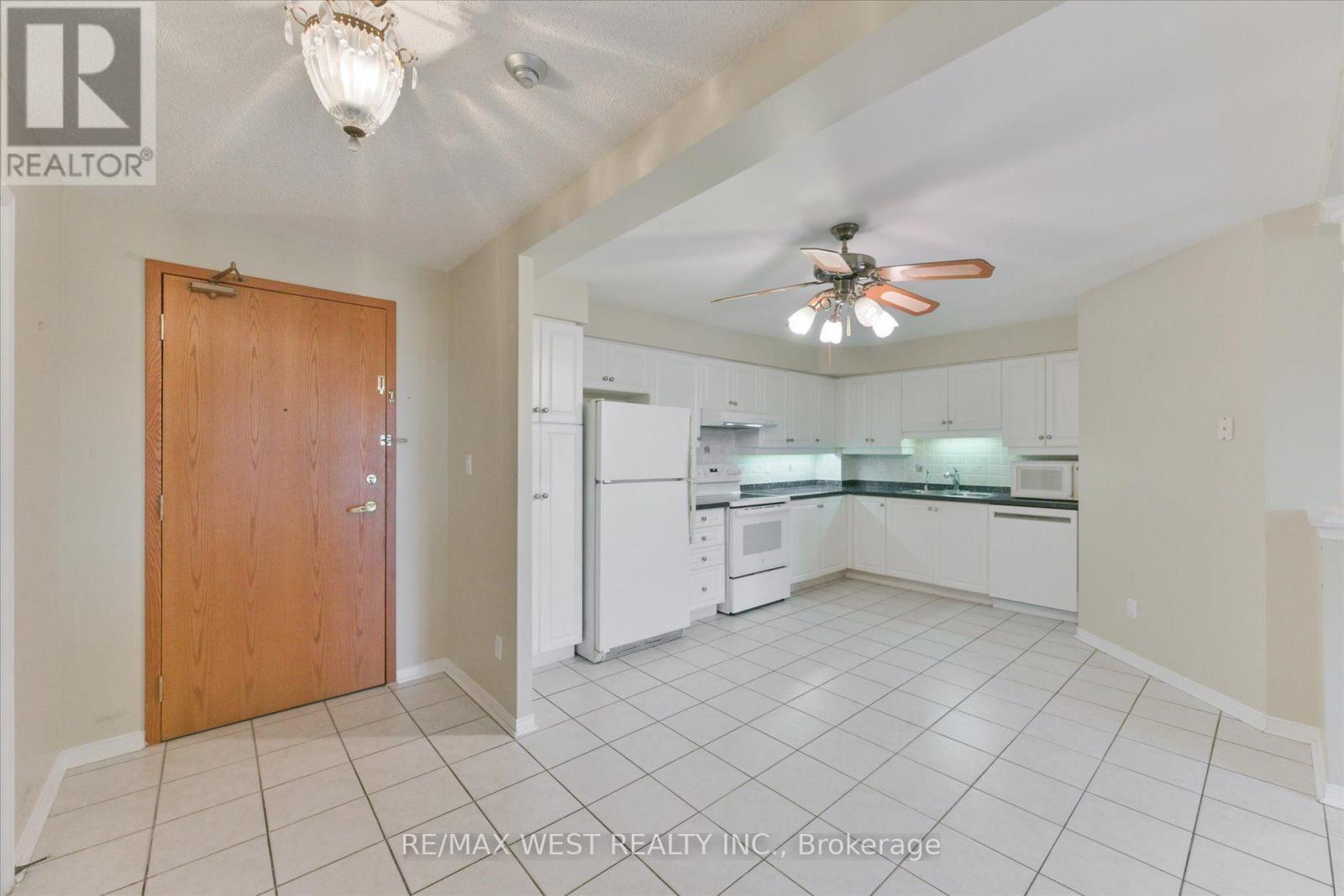 319 - 7373 Martin Grove Road, Vaughan, Ontario  L4L 9K1 - Photo 11 - N13862748