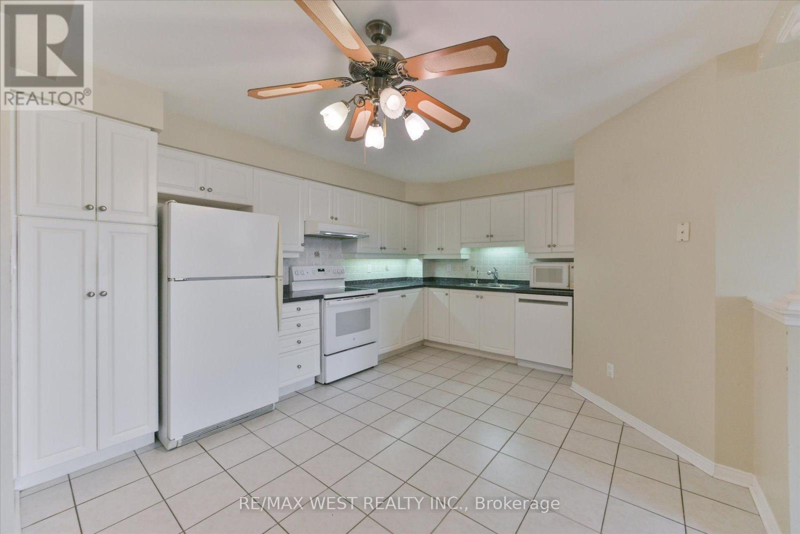 319 - 7373 Martin Grove Road, Vaughan, Ontario  L4L 9K1 - Photo 13 - N13862748