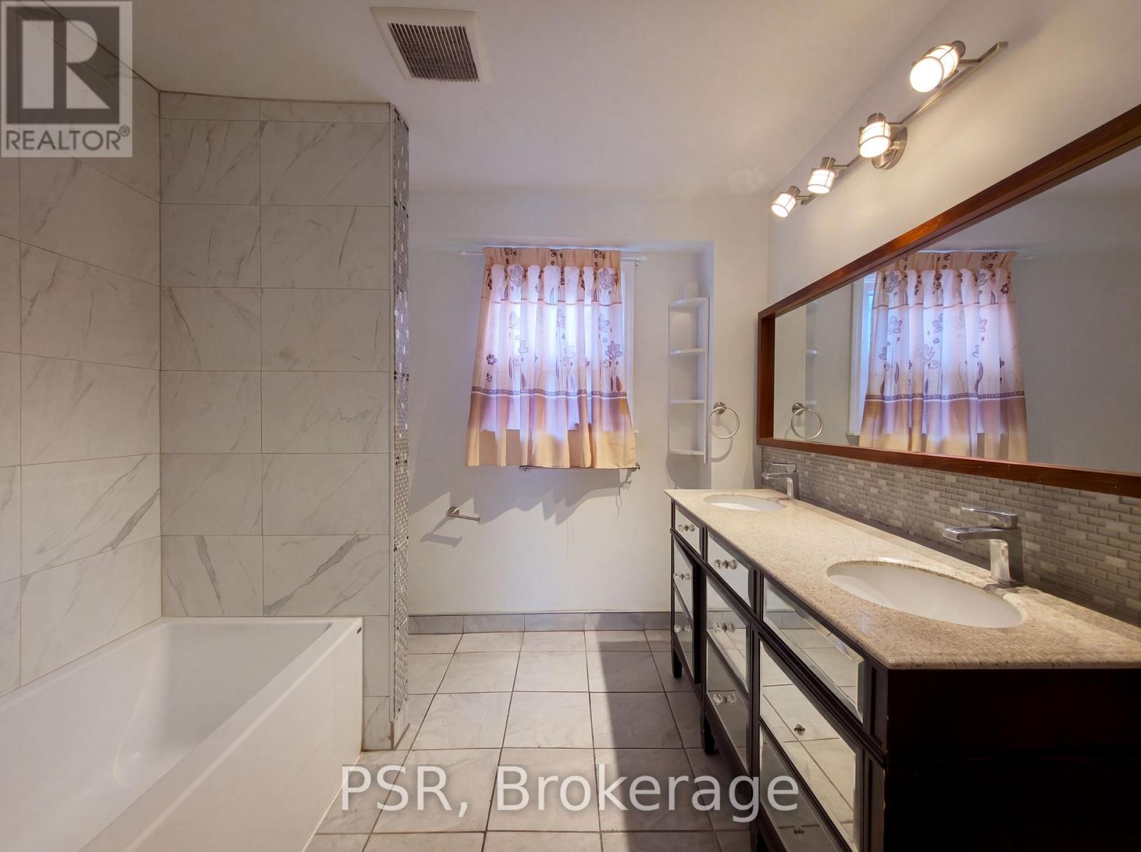 18 Sheldon Avenue N, Kitchener, Ontario  N2H 2M2 - Photo 19 - X13826880