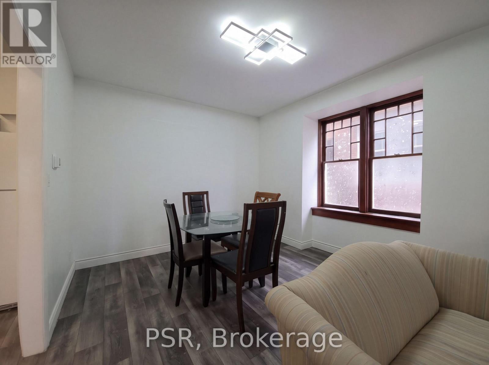 18 Sheldon Avenue N, Kitchener, Ontario  N2H 2M2 - Photo 4 - X13826880
