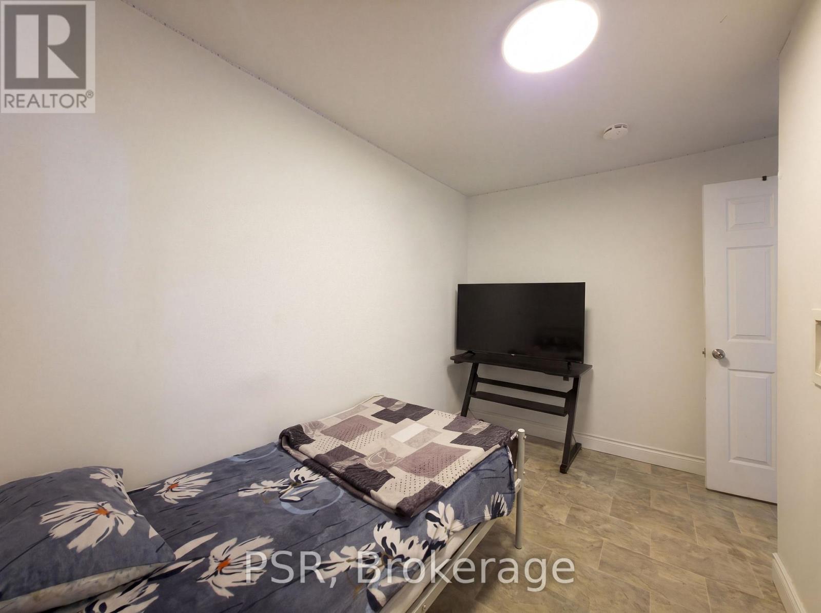 18 Sheldon Avenue N, Kitchener, Ontario  N2H 2M2 - Photo 18 - X13826880
