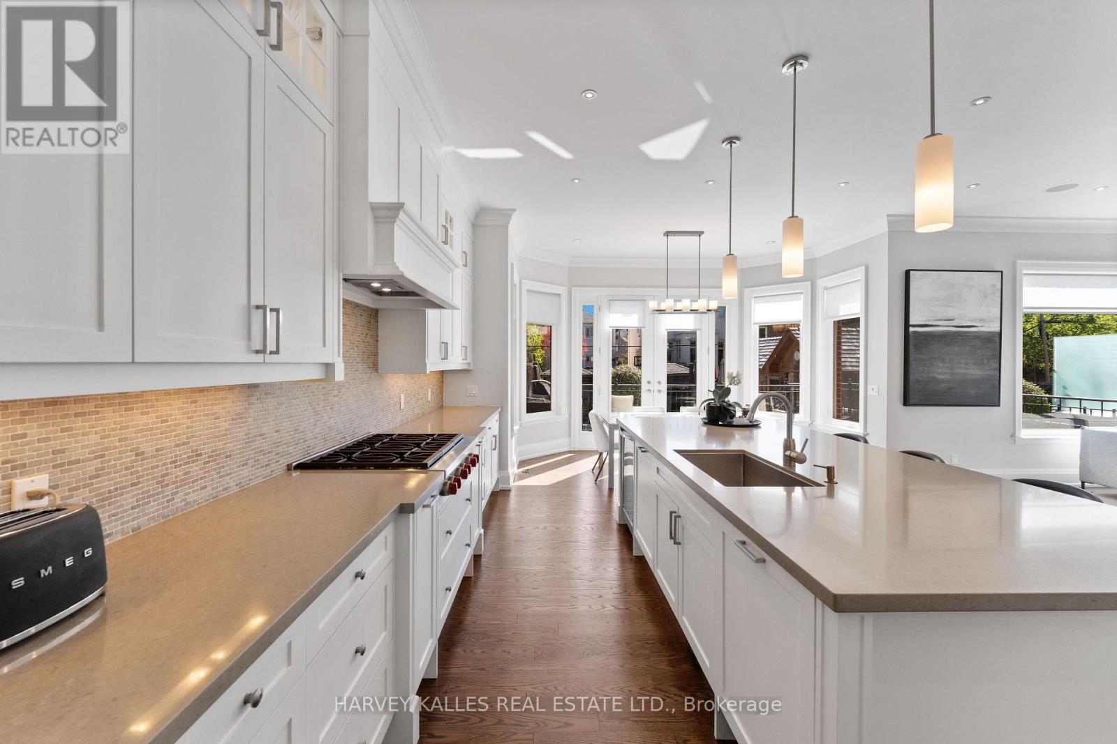 717 Woburn Avenue, Toronto, Ontario  M5M 1M2 - Photo 18 - C13867232