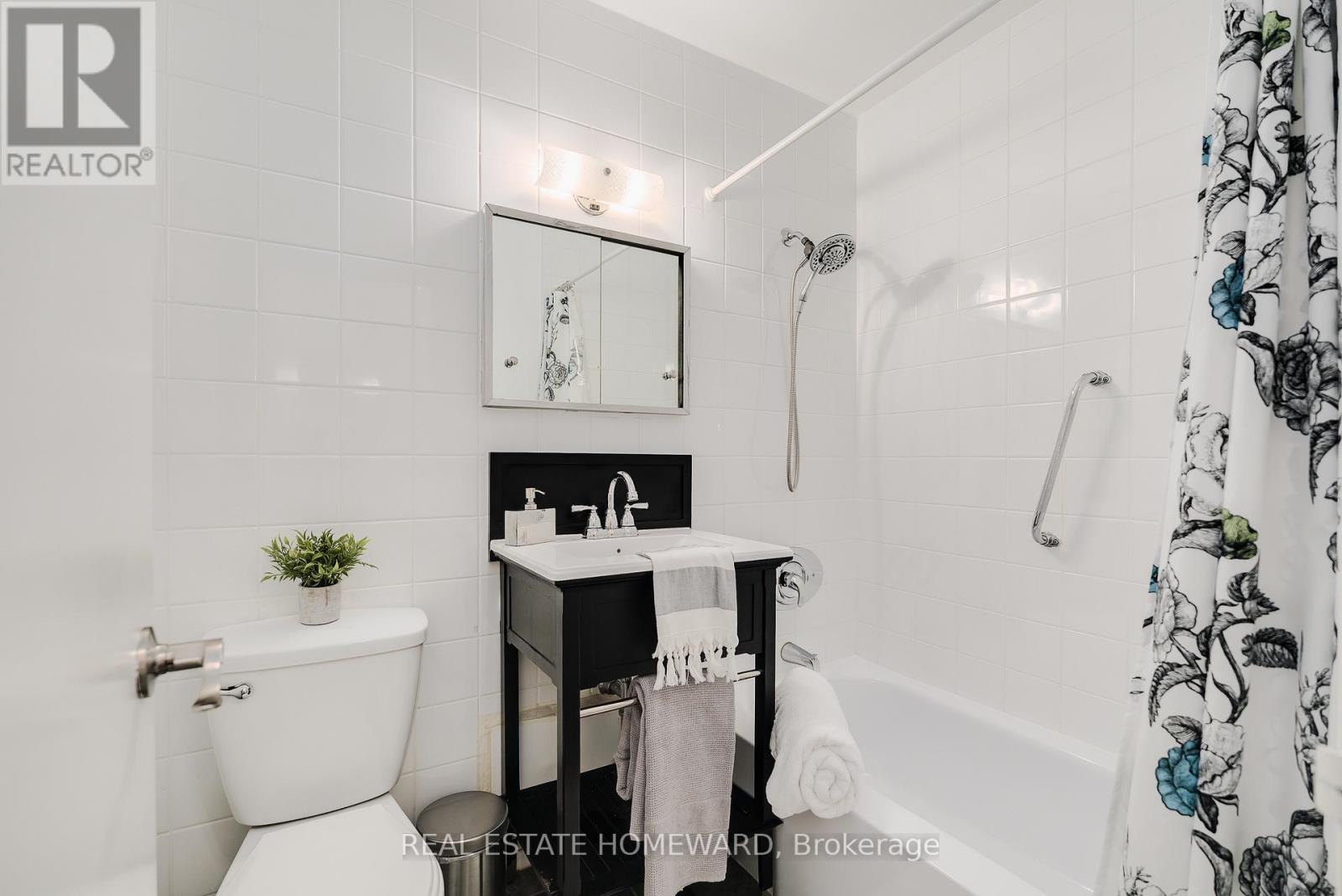203 - 575 Avenue Road, Toronto, Ontario  M4V 2K2 - Photo 21 - C13867238