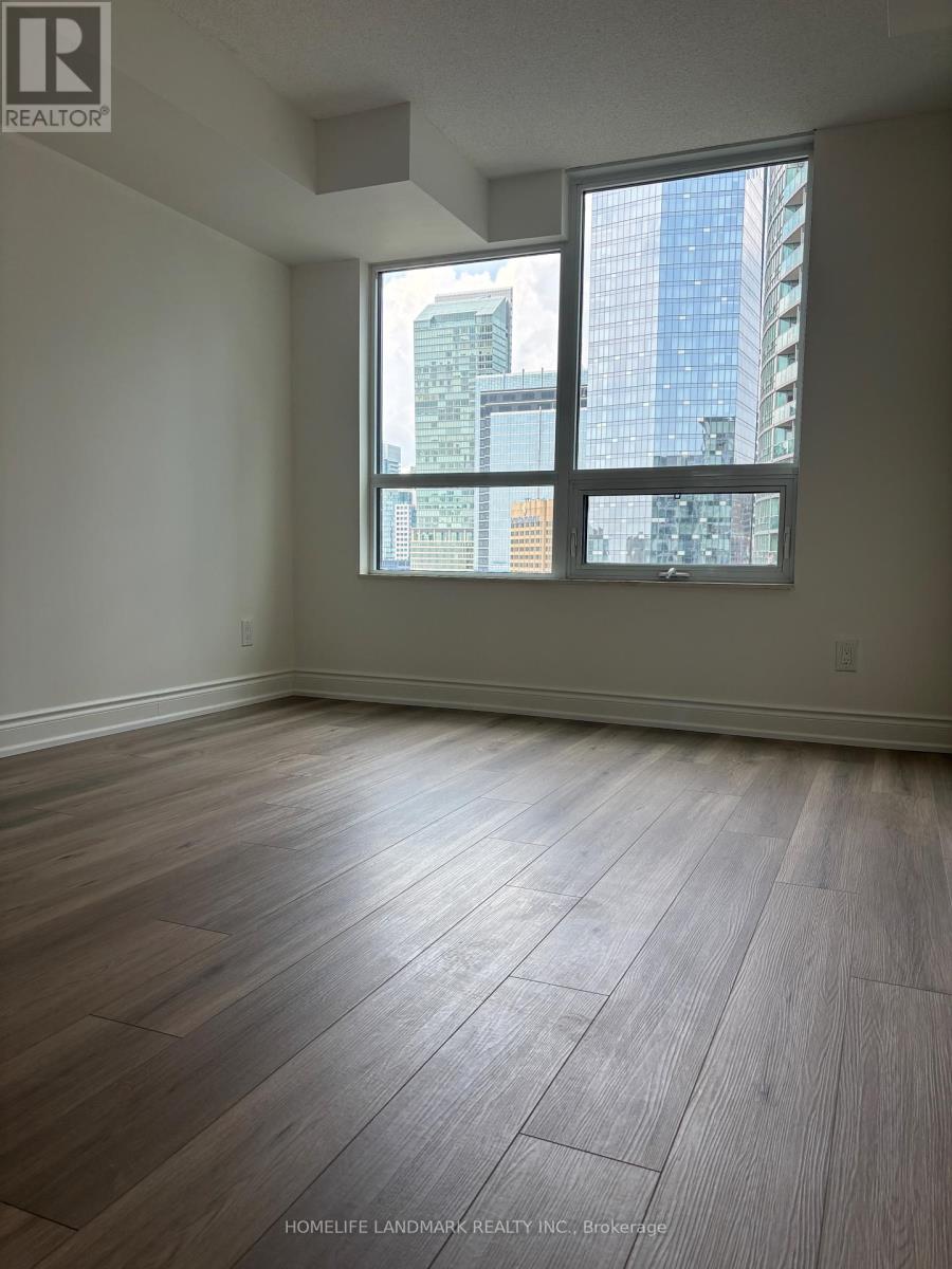 2903 - 19 GRAND TRUNK CRESCENT