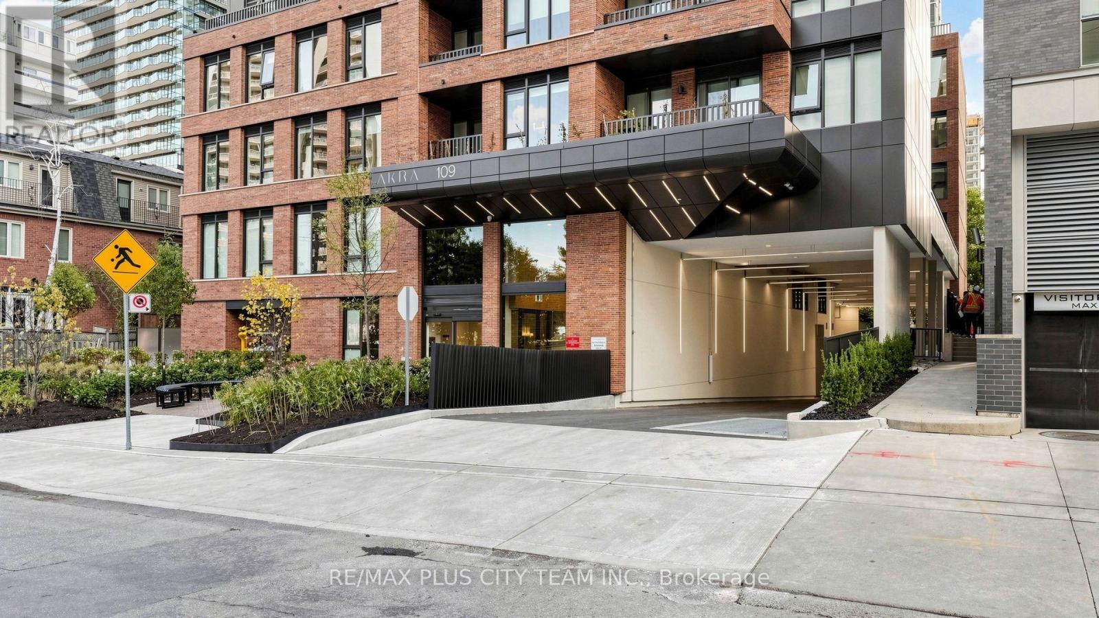 1801 - 109 Erskine Avenue, Toronto, Ontario  M4P 0G6 - Photo 3 - C13867334