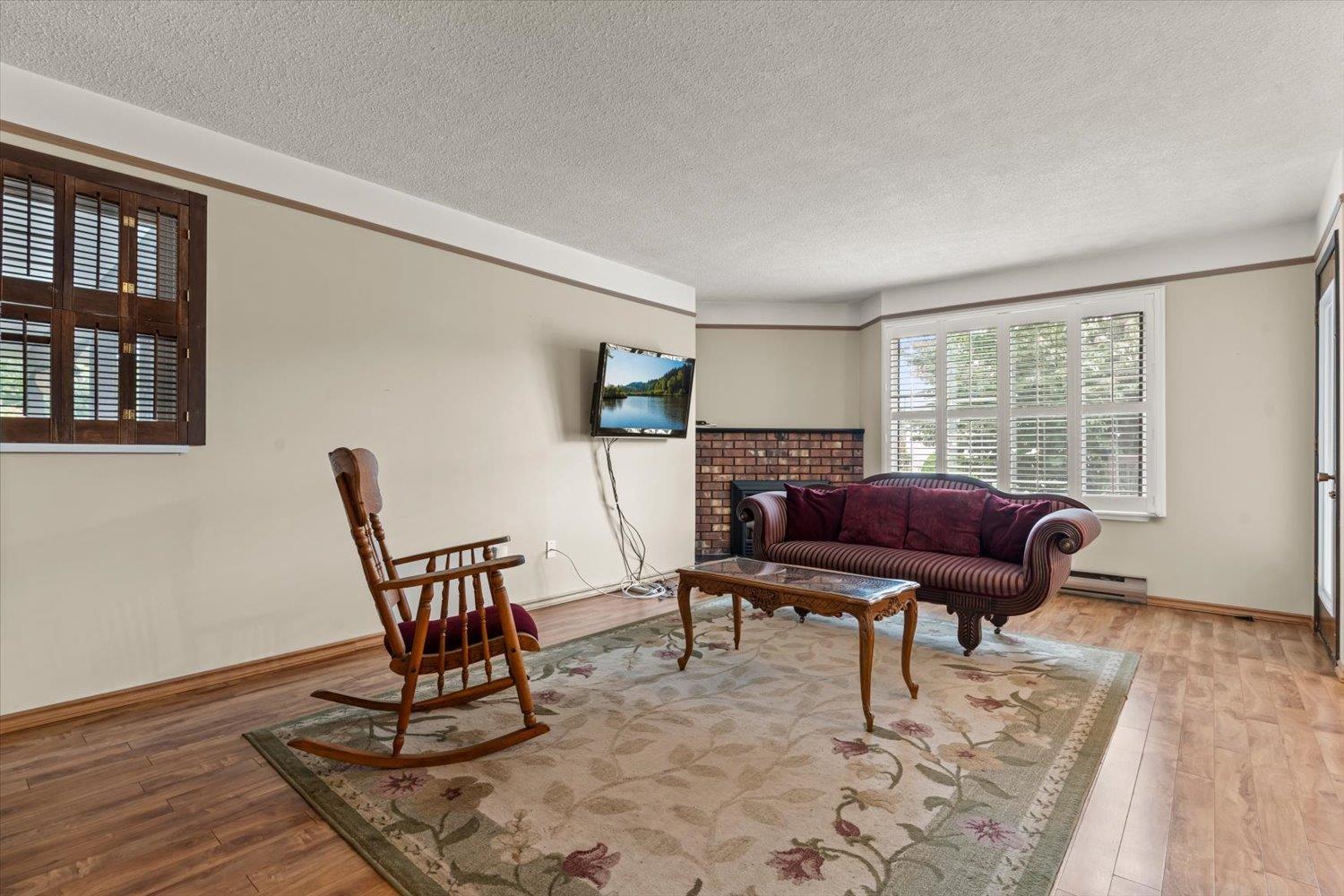 1 46085 GORE AVENUE|Chilliwack Downtown