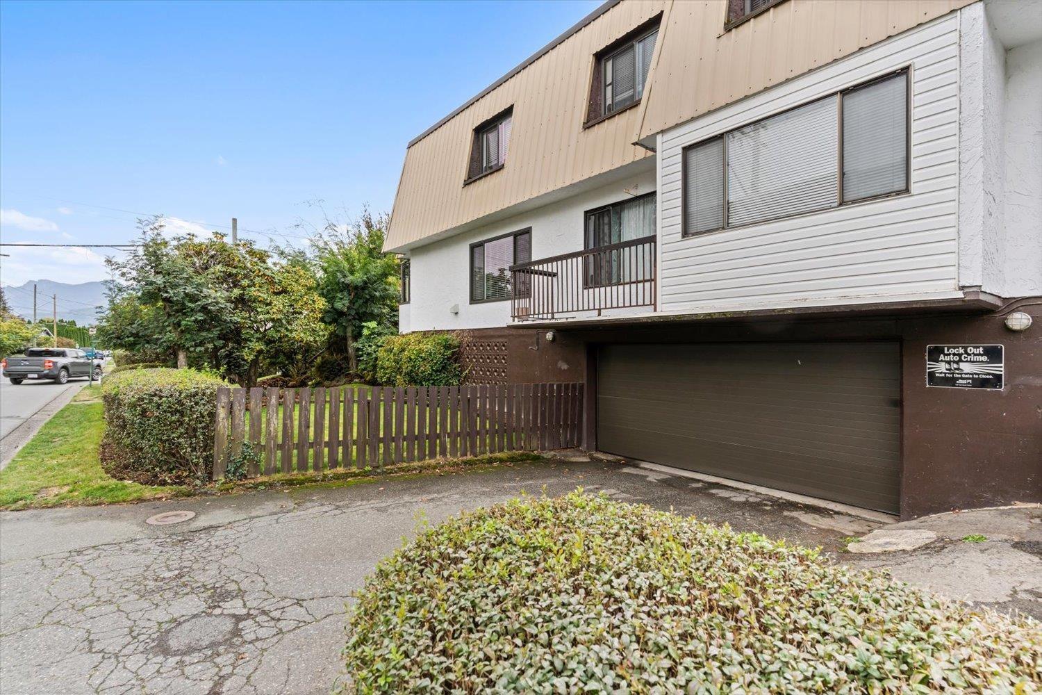 1 46085 GORE AVENUE|Chilliwack Downtown
