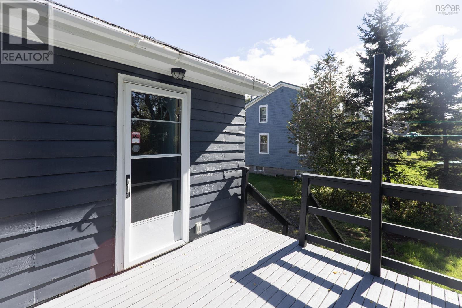 79 Hickman Street, Amherst, Nova Scotia  B4H 2M7 - Photo 6 - 202625034