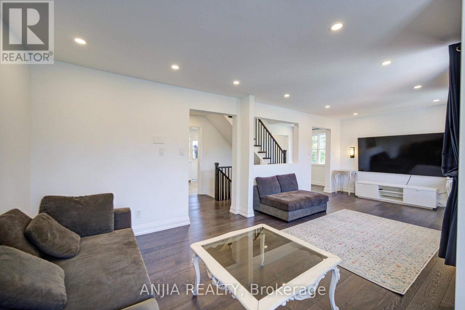7 Hawtin Lane, Aurora, Ontario  L4G 7L4 - Photo 14 - N13867292