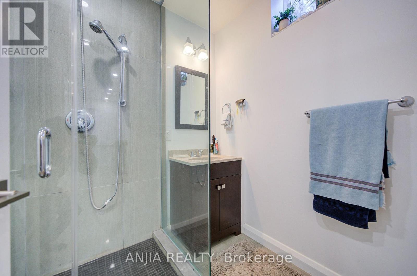 7 Hawtin Lane, Aurora, Ontario  L4G 7L4 - Photo 9 - N13867292