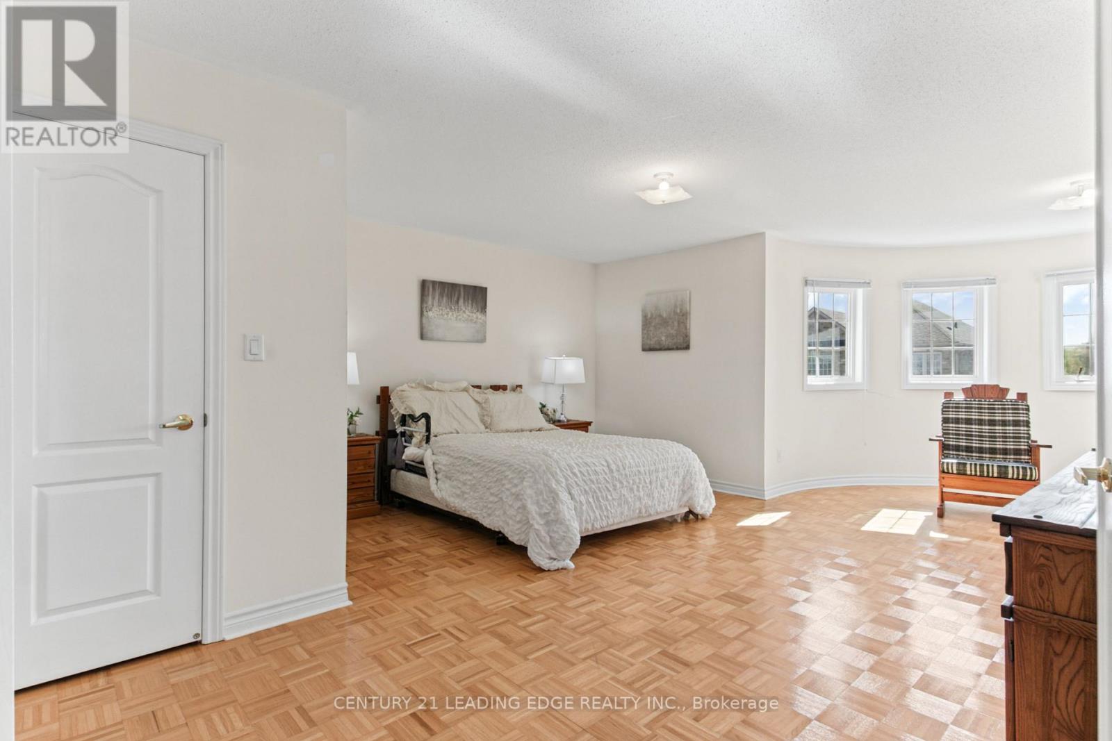 35 Hartwell Way, Aurora, Ontario  L4G 7X4 - Photo 23 - N13867348
