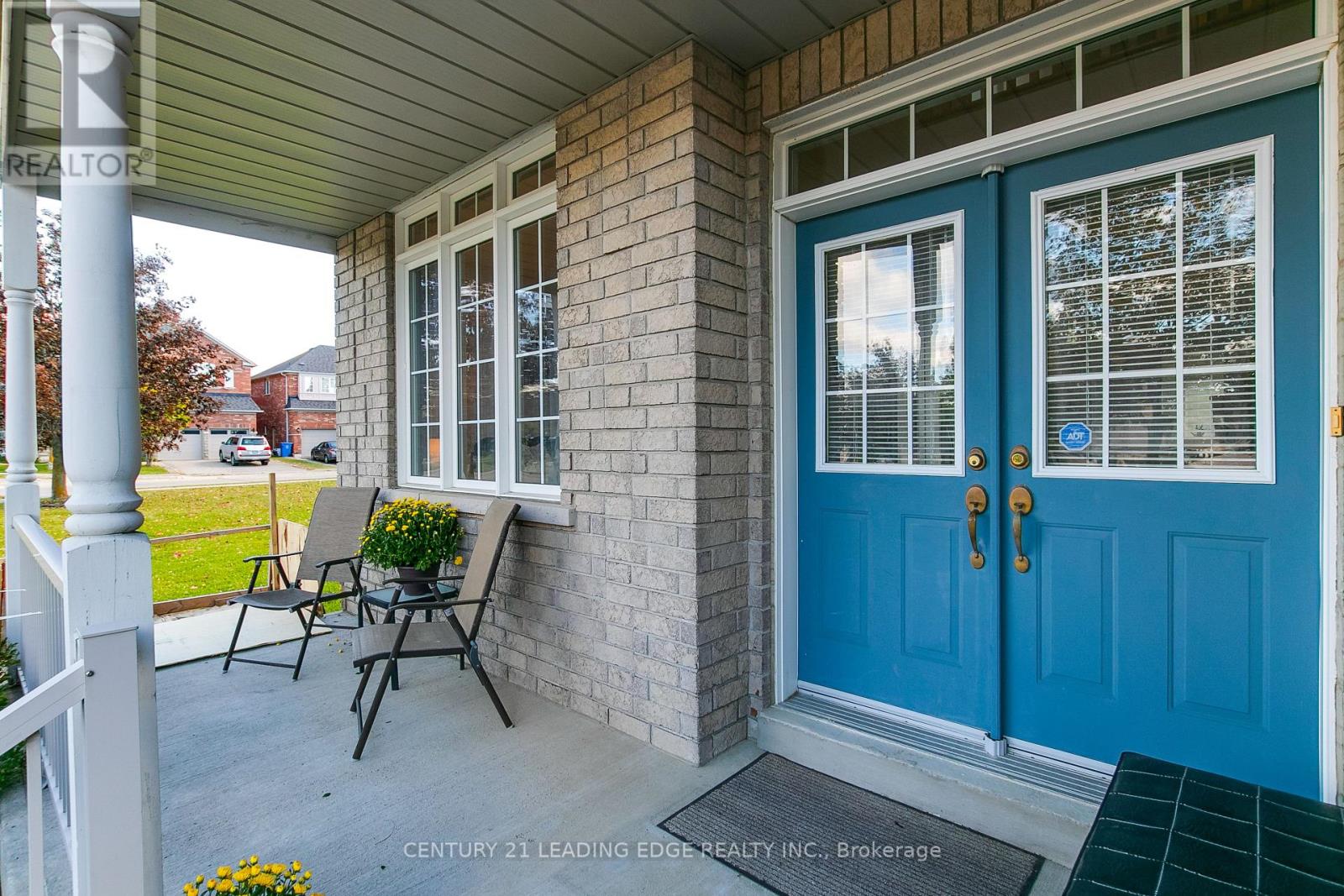 35 Hartwell Way, Aurora, Ontario  L4G 7X4 - Photo 3 - N13867348