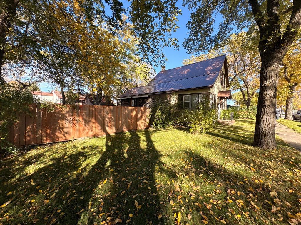 111 Lake Street S, Deloraine, Manitoba  R0M 0M0 - Photo 42 - 202624930