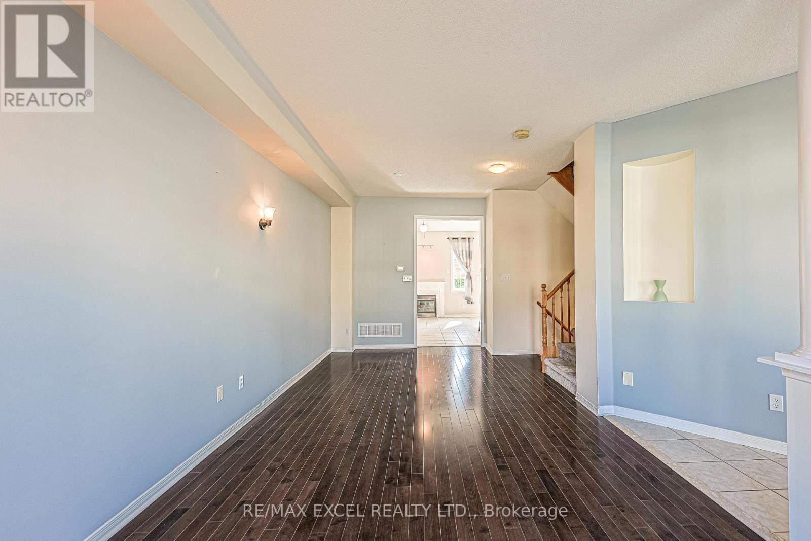 2383 Bur Oak Avenue, Markham, Ontario  L6E 1J8 - Photo 3 - N13846590