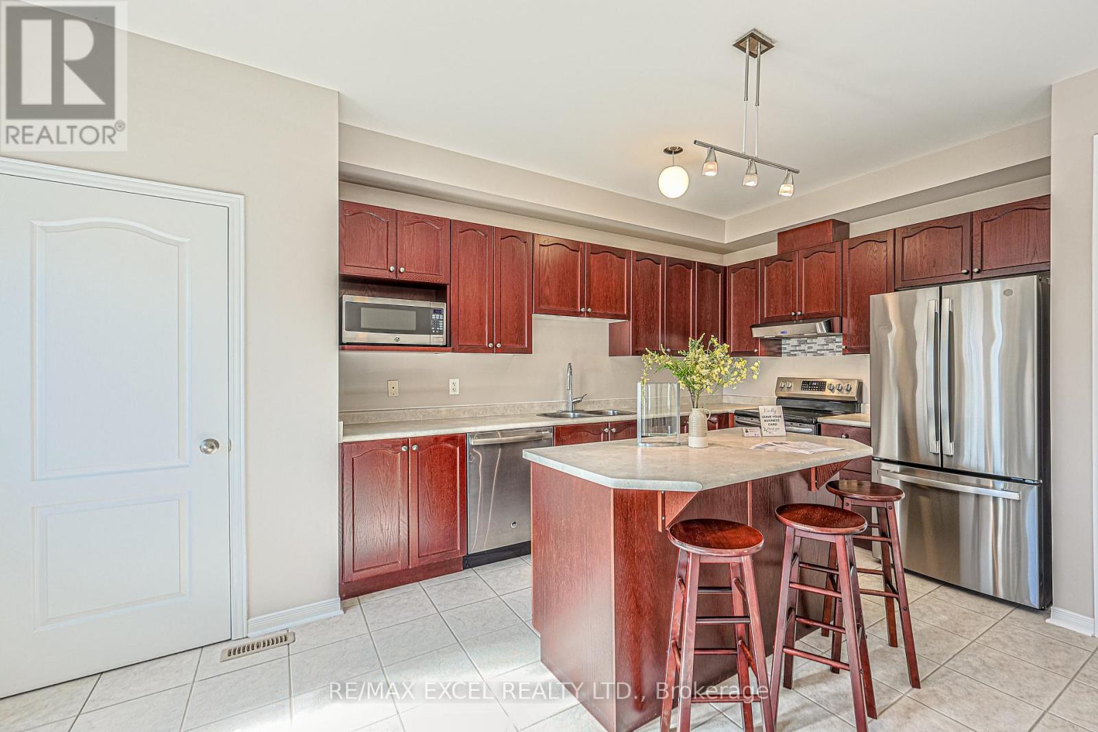 2383 Bur Oak Avenue, Markham, Ontario  L6E 1J8 - Photo 7 - N13846590