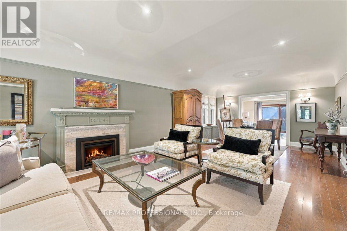 17 King Georges Road, Toronto, Ontario  M8X 1K7 - Photo 10 - W13867284