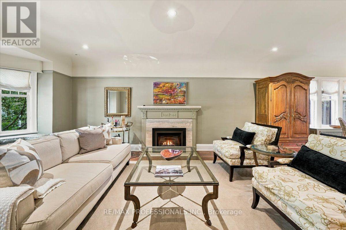 17 King Georges Road, Toronto, Ontario  M8X 1K7 - Photo 8 - W13867284