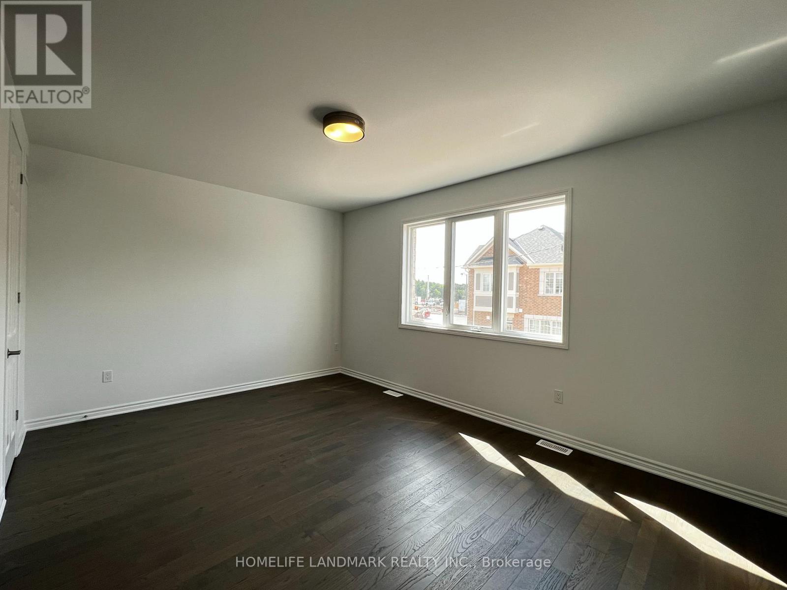 1211 Granary Street, Oakville, Ontario  L6H 7Y3 - Photo 11 - W13867300