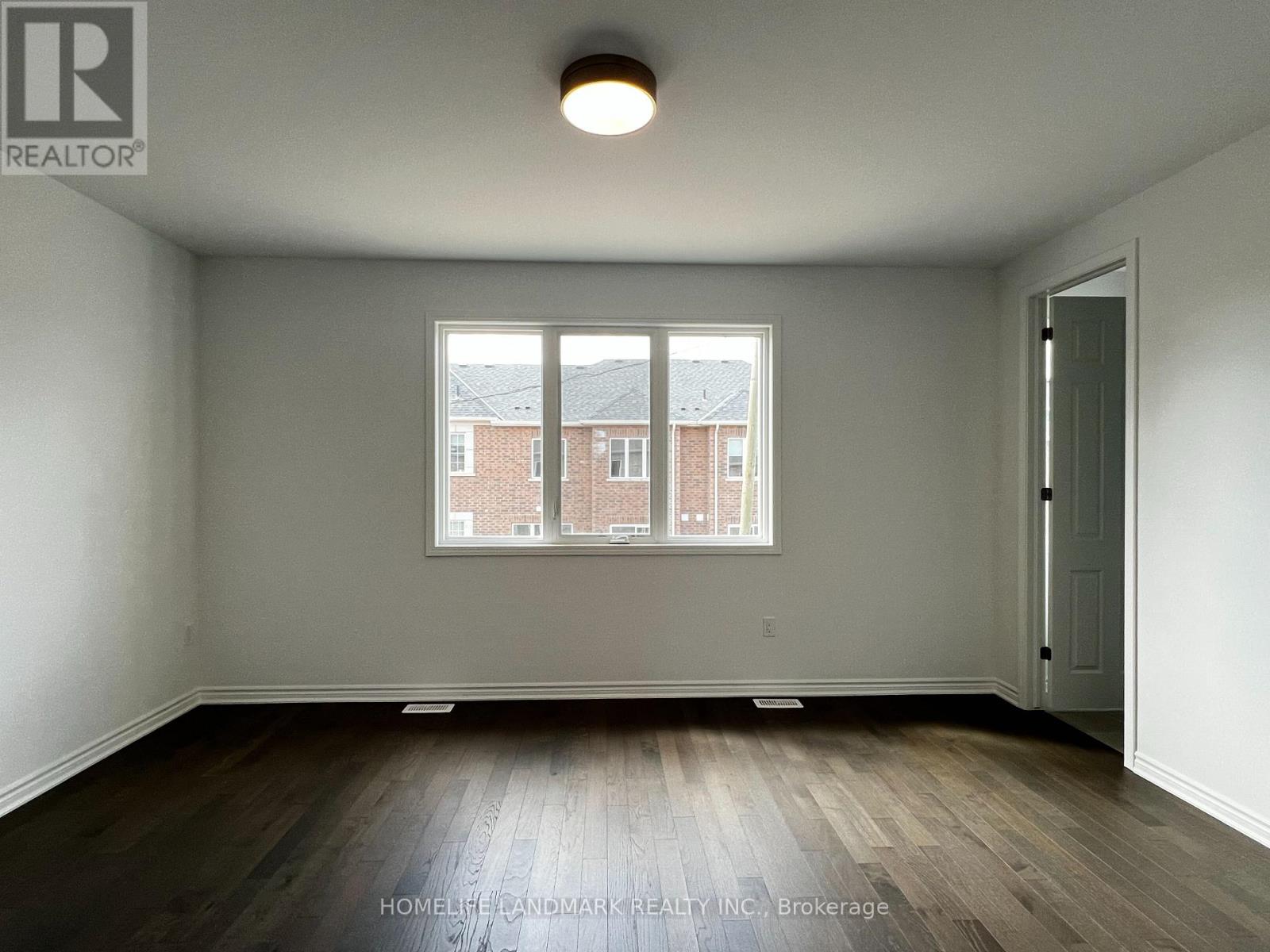 1211 Granary Street, Oakville, Ontario  L6H 7Y3 - Photo 12 - W13867300