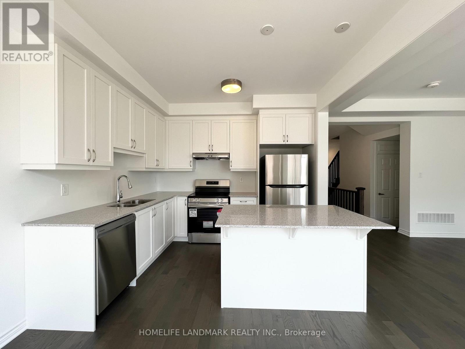 1211 Granary Street, Oakville, Ontario  L6H 7Y3 - Photo 4 - W13867300
