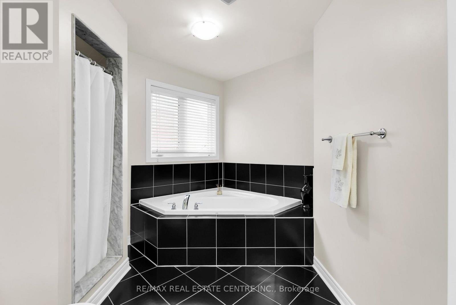 43 Delphinium Way, Brampton, Ontario  L7A 0N3 - Photo 31 - W13867350