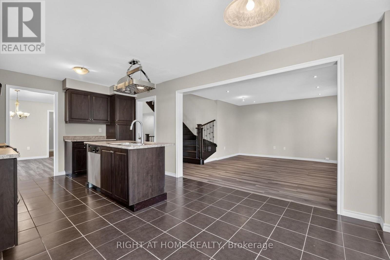 8460 Sweet Chestnut Drive, Niagara Falls, Ontario  L2H 0N2 - Photo 17 - X13867362