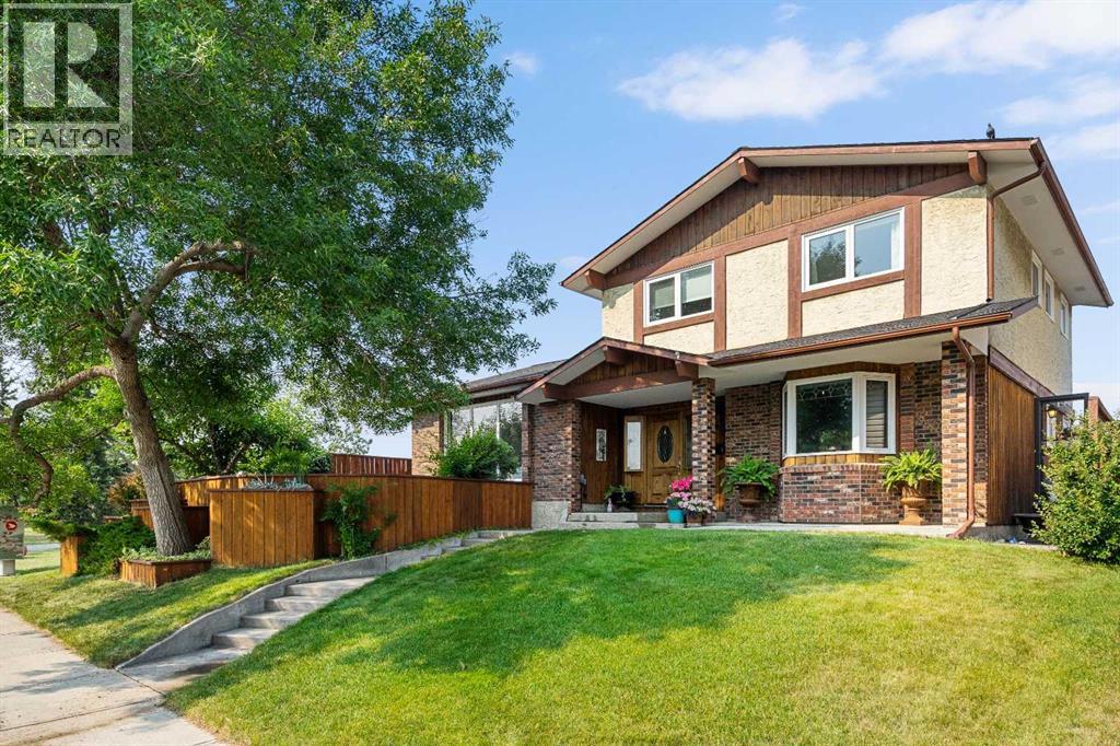 152 Templewood Road NE, Calgary, Alberta  T1Y 4G9 - Photo 2 - A2334666