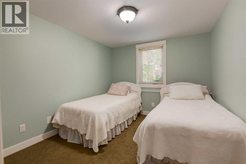 28 Patterson Rise SW, Calgary, Alberta  T3H 2E4 - Photo 35 - A2347295