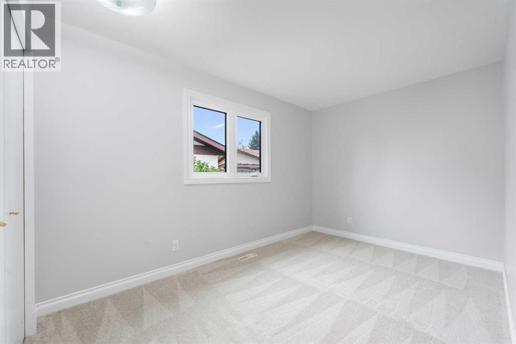 479 Bracewood Crescent SW, Calgary, Alberta  T2W 3B7 - Photo 30 - A2348213