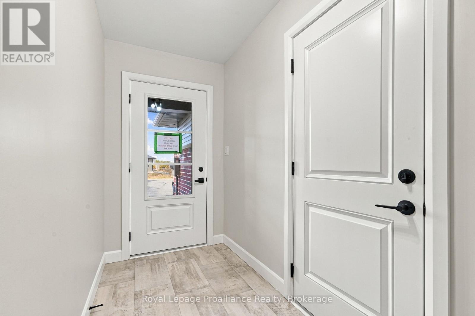 77 Cousins Crescent, Belleville, Ontario  K8N 0W2 - Photo 3 - X13754254