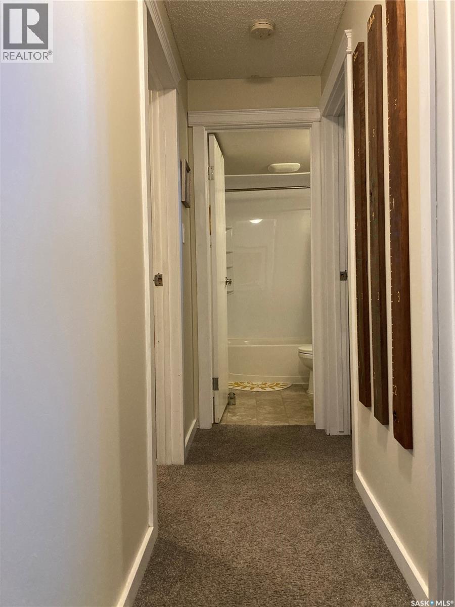 204 A & B 5th Avenue, Caronport, Saskatchewan  S0H 0S0 - Photo 18 - SK050429