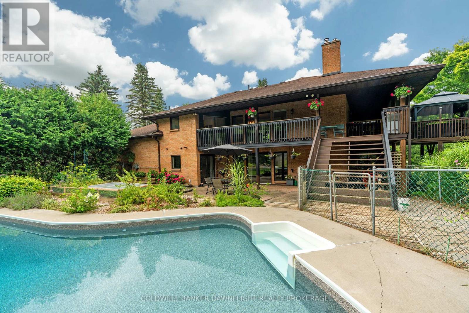 16 Lansdowne Park Crescent, Middlesex Centre, Ontario  N0L 1R0 - Photo 27 - X13867604