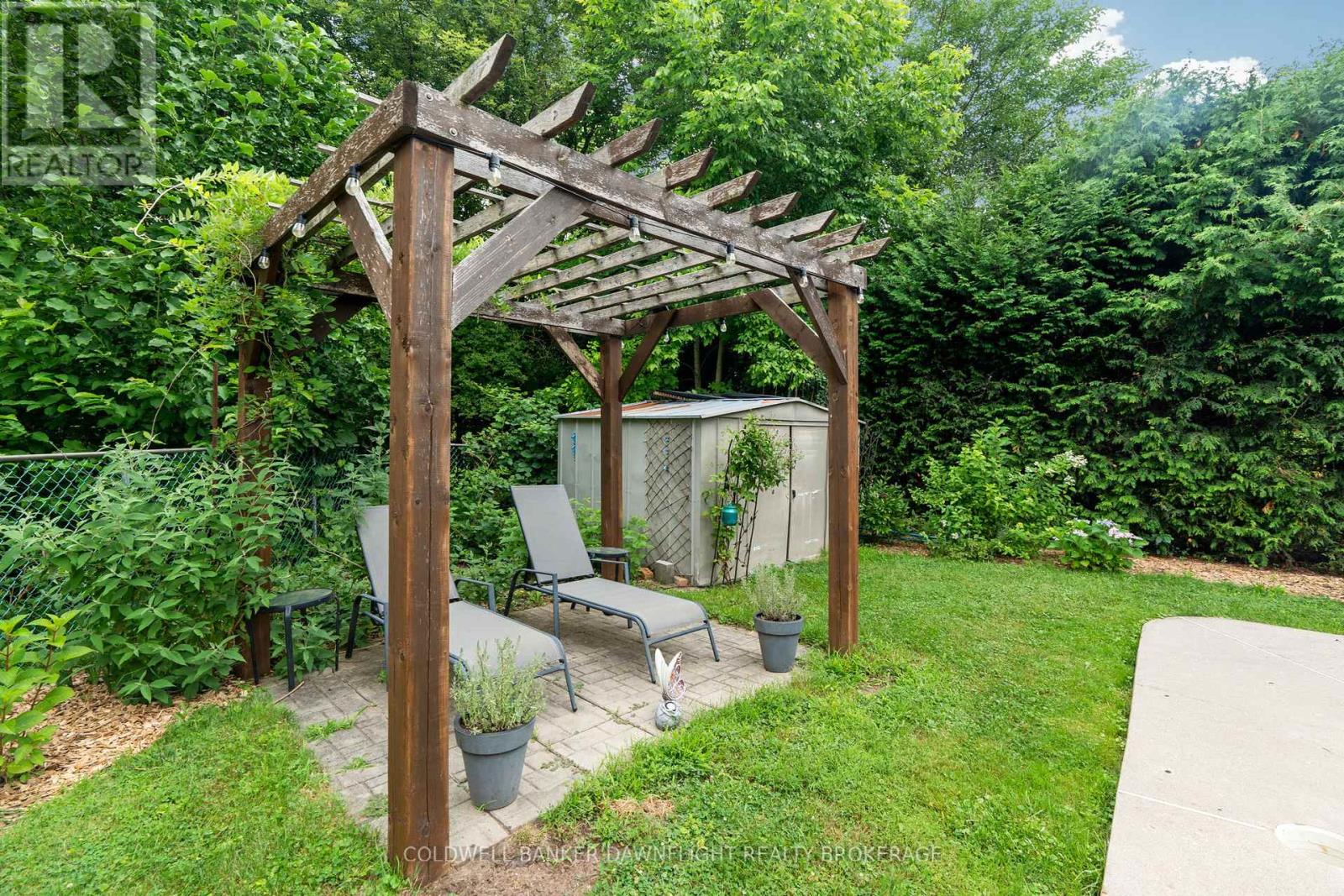 16 Lansdowne Park Crescent, Middlesex Centre, Ontario  N0L 1R0 - Photo 36 - X13867604