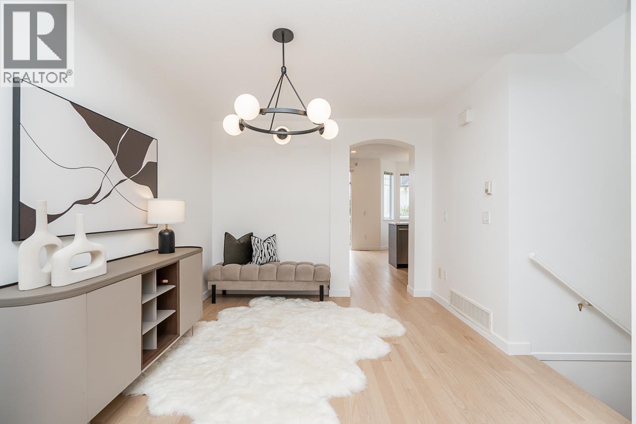53 7501 Cumberland Street, Burnaby, British Columbia  V3N 4Y6 - Photo 4 - R3172605