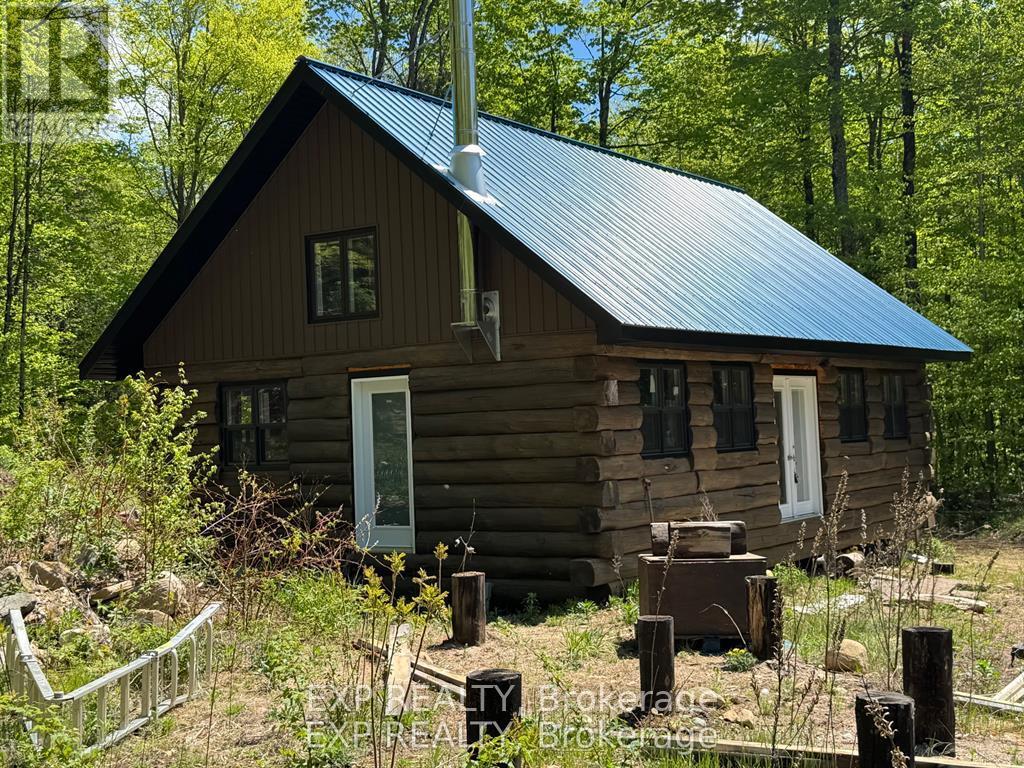 1703 Matawatchan Road, North Frontenac, Ontario