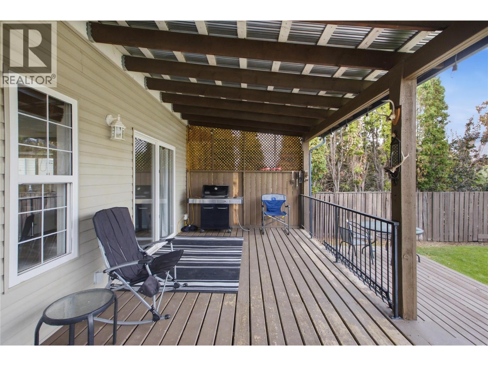 2624 Joyce Avenue, Kamloops, British Columbia  V2B 4M3 - Photo 11 - 10402684