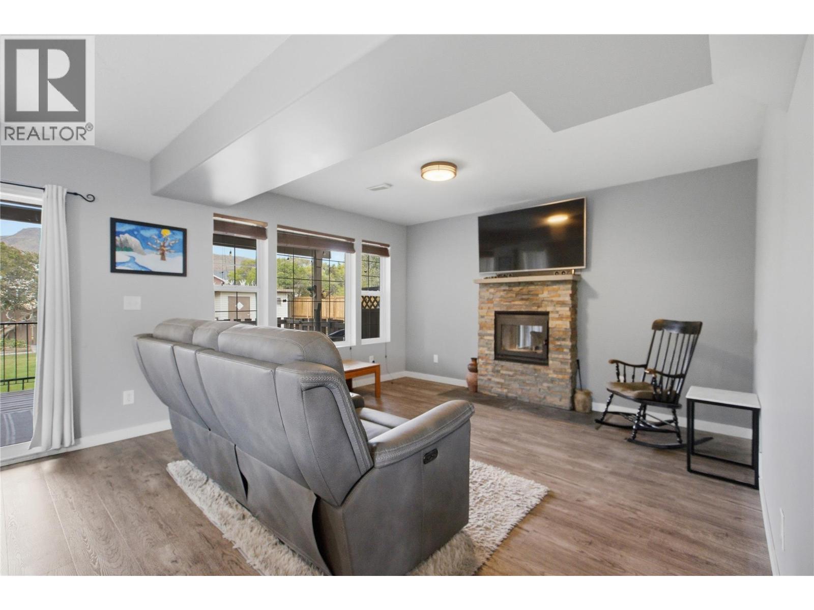 2624 Joyce Avenue, Kamloops, British Columbia  V2B 4M3 - Photo 15 - 10402684