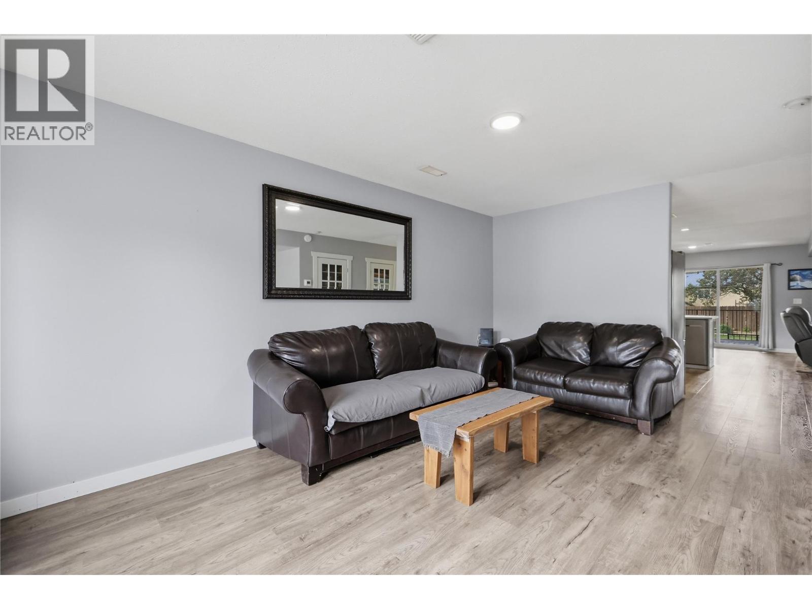 2624 Joyce Avenue, Kamloops, British Columbia  V2B 4M3 - Photo 25 - 10402684