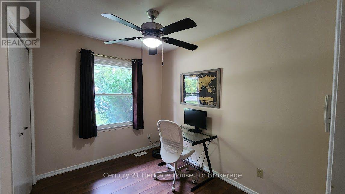 54 Glendale Drive, Tillsonburg, Ontario  N4G 1J5 - Photo 12 - X13604692