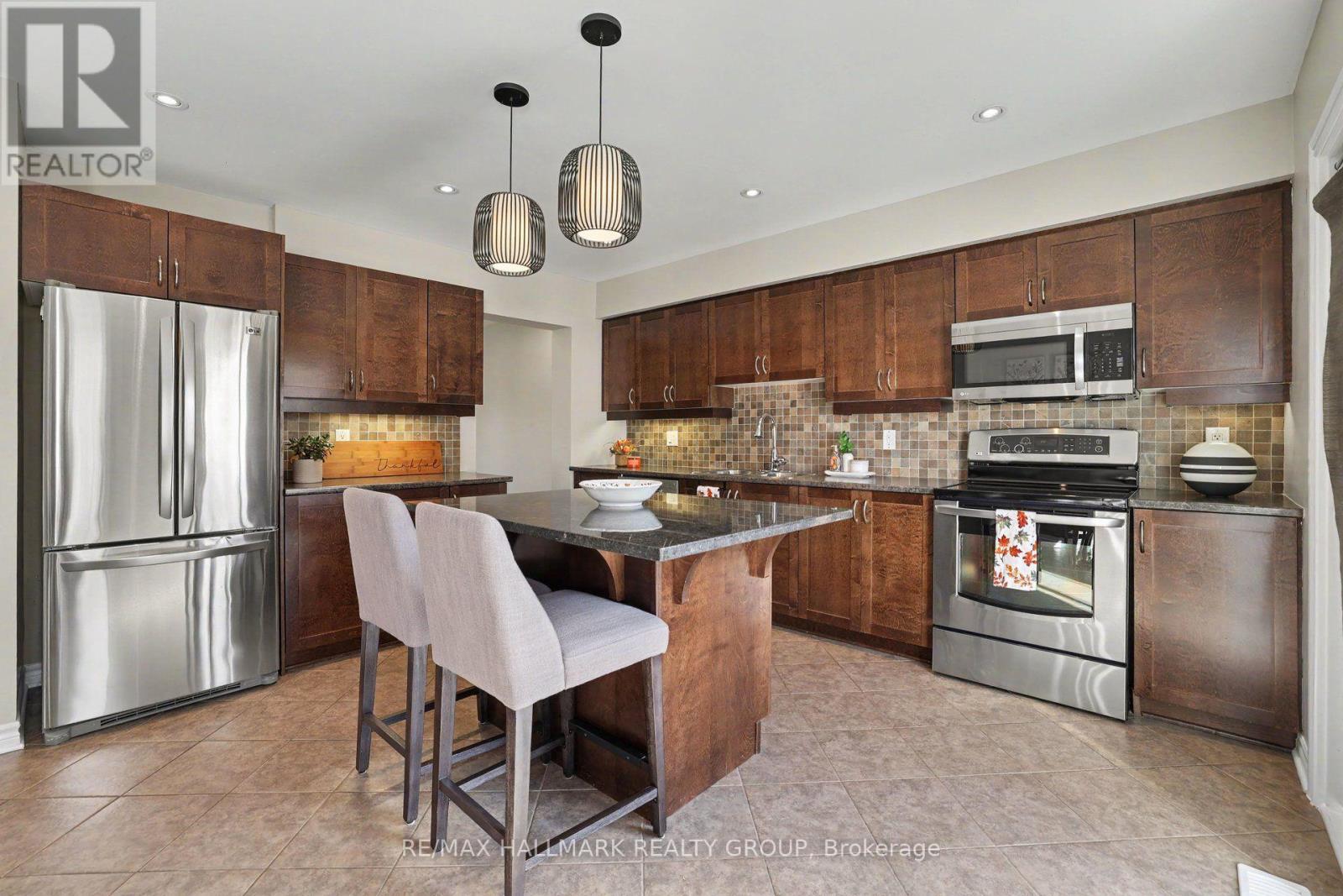 614 Martinique Lane, Ottawa, Ontario  K2S 0L9 - Photo 11 - X13867410