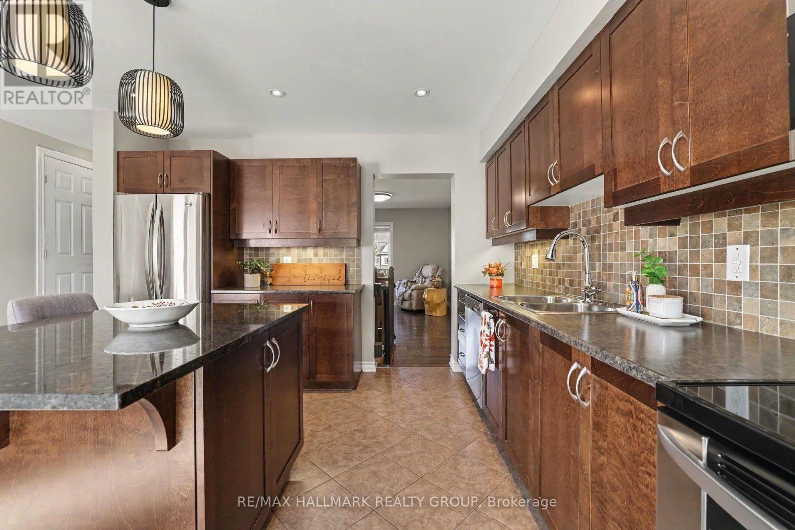 614 Martinique Lane, Ottawa, Ontario  K2S 0L9 - Photo 13 - X13867410