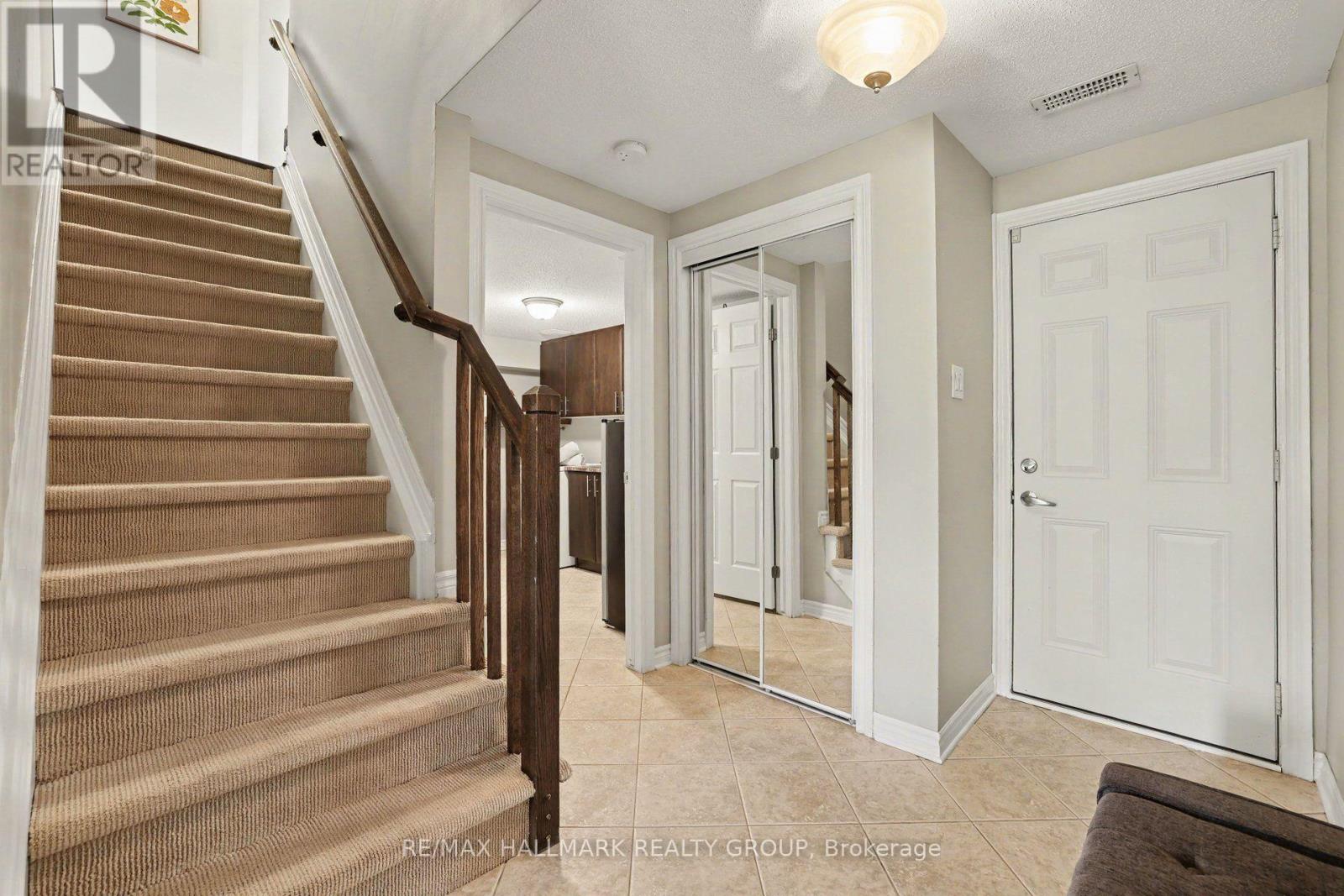 614 Martinique Lane, Ottawa, Ontario  K2S 0L9 - Photo 8 - X13867410