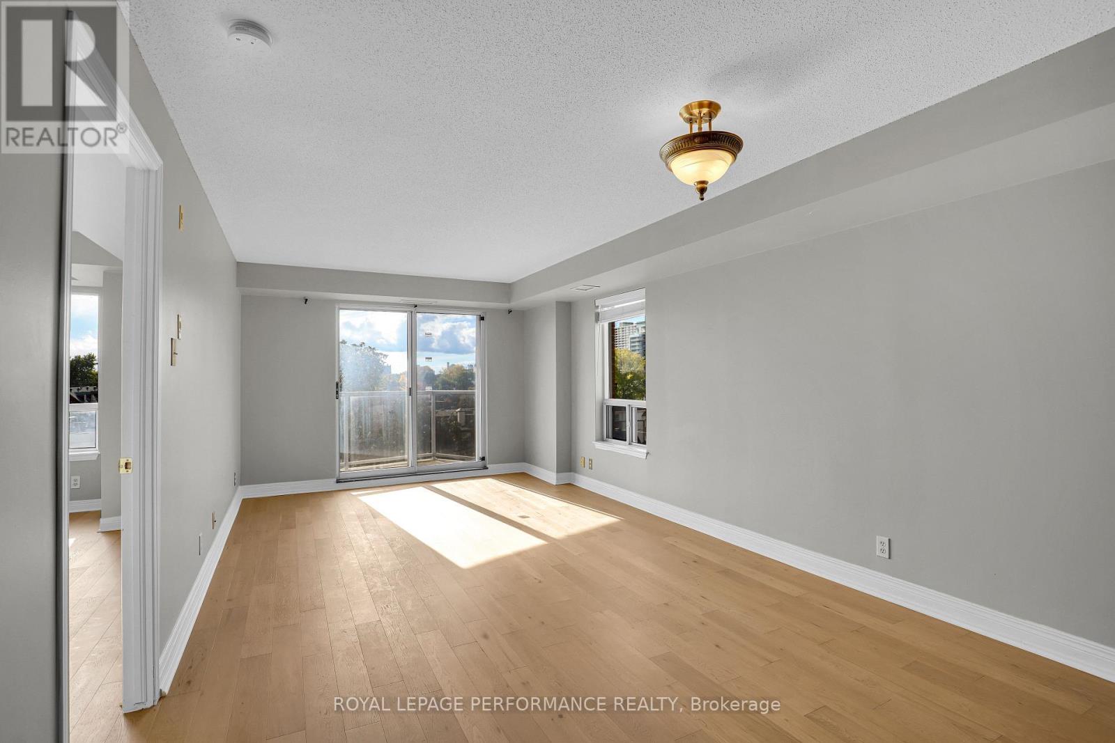 429 Somerset Street W, Ottawa, Ontario  K2P 2P5 - Photo 12 - X13867498