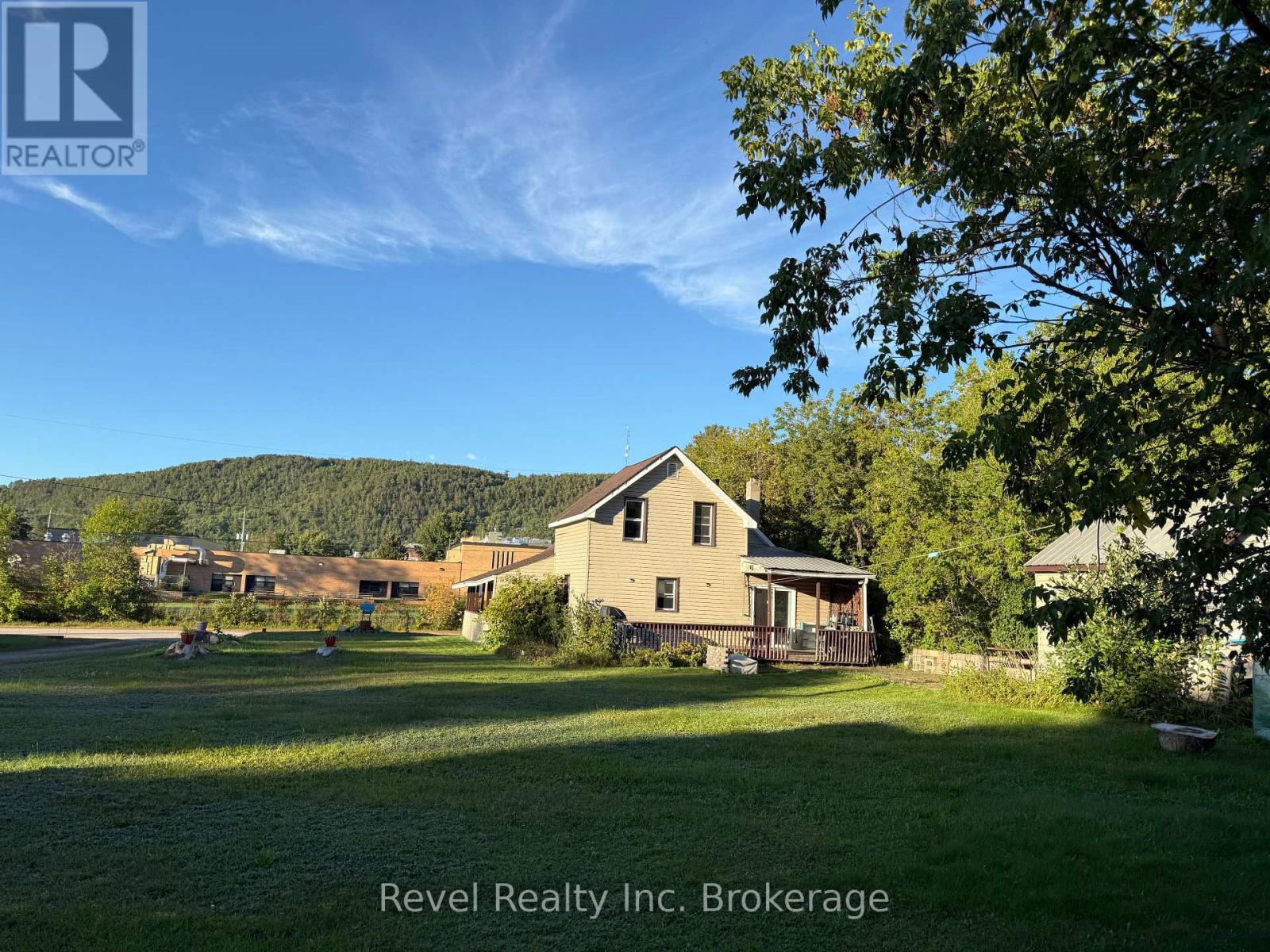 354 Poplar Street, Mattawa, Ontario  P0H 1V0 - Photo 5 - X13867402