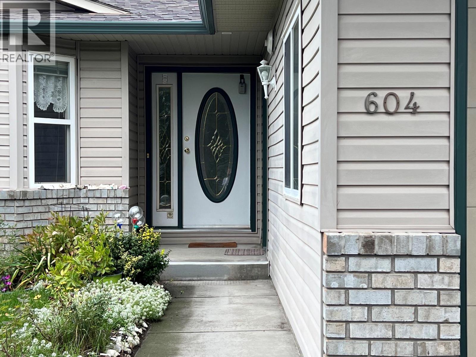 604 6th Avenue, Vernon, British Columbia