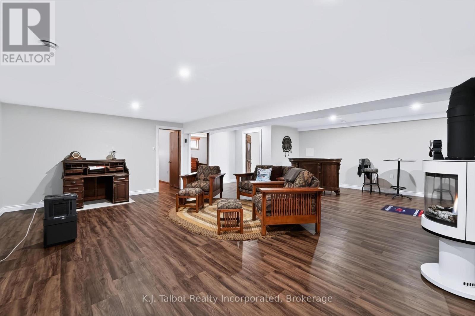 33786 Crystal Springs Road, R. R. #1 Road, Bluewater, Ontario N0M 1G0 - Photo 36 - X13867562