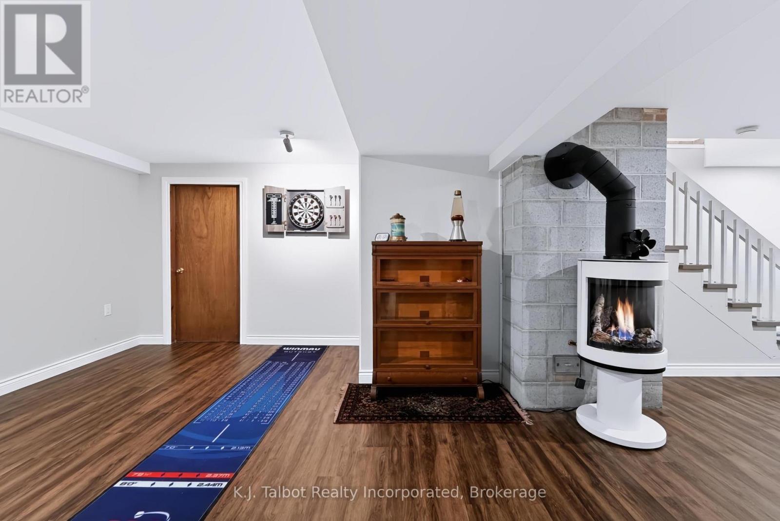 33786 Crystal Springs Road, R. R. #1 Road, Bluewater, Ontario N0M 1G0 - Photo 40 - X13867562