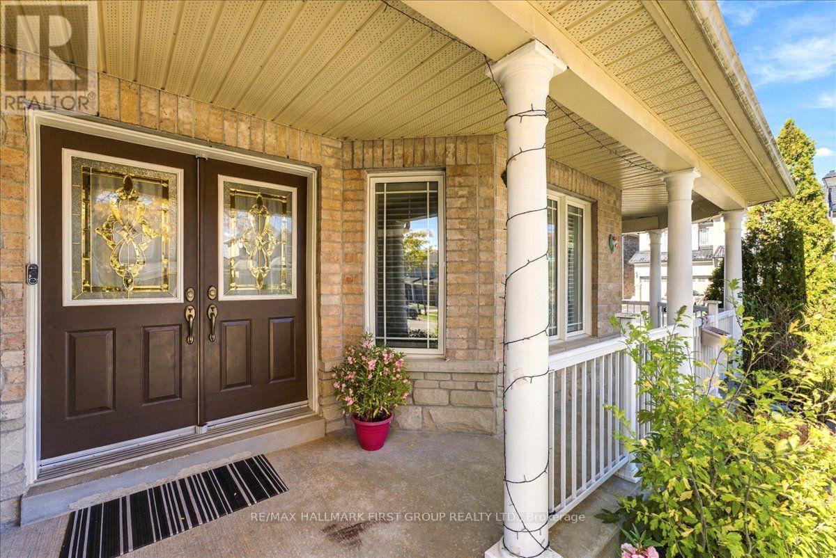 14 Hollier Drive, Ajax, Ontario  L1Z 1S6 - Photo 5 - E13867452