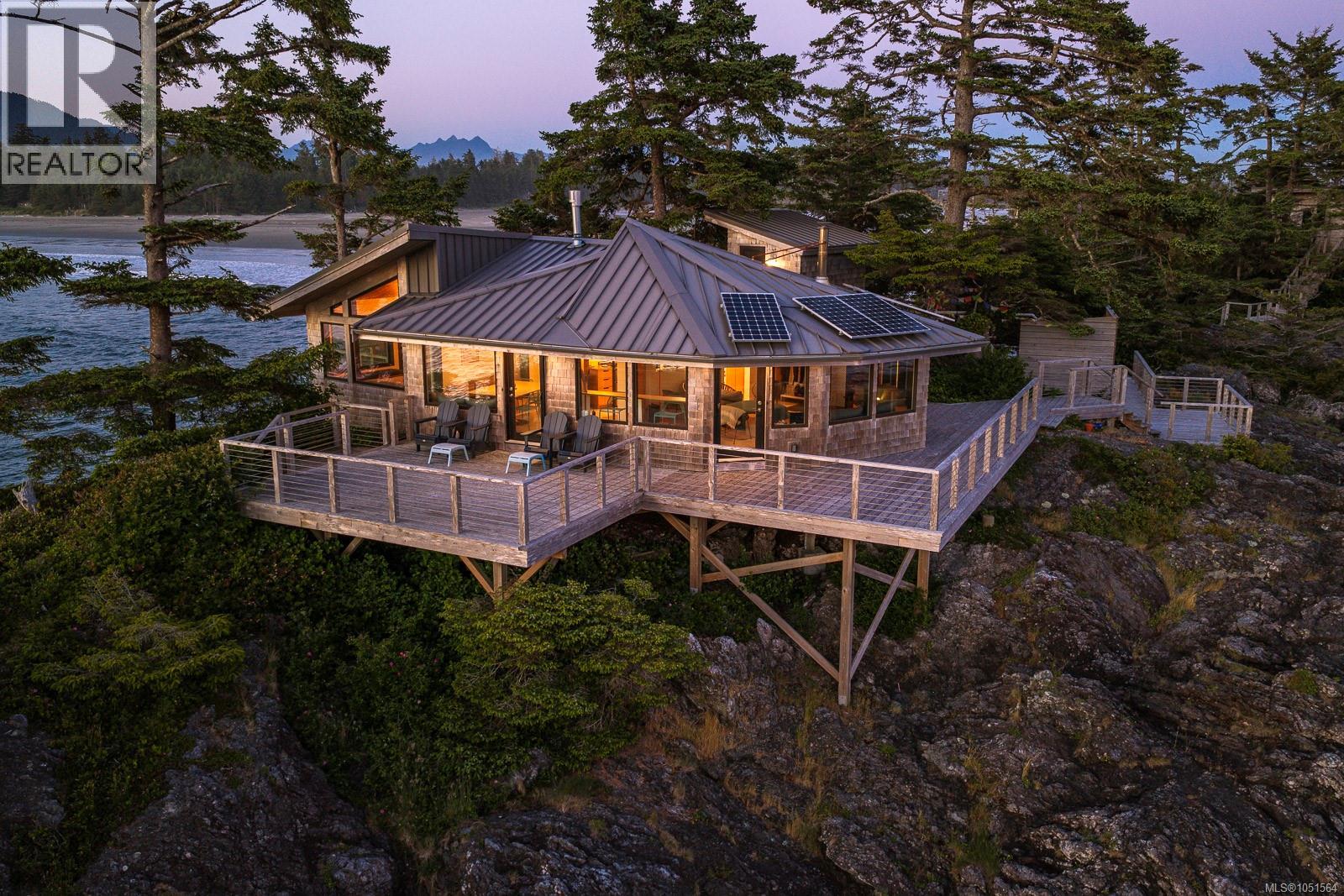 0 Frank Island, Tofino, British Columbia  V0R 2Z0 - Photo 6 - 1051564